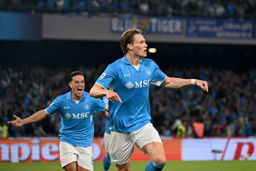 9体育集结日欧冠传出新动向，那不勒斯刷新队史纪录，管理层表态：气氛紧张，控场能力受关注的简单介绍