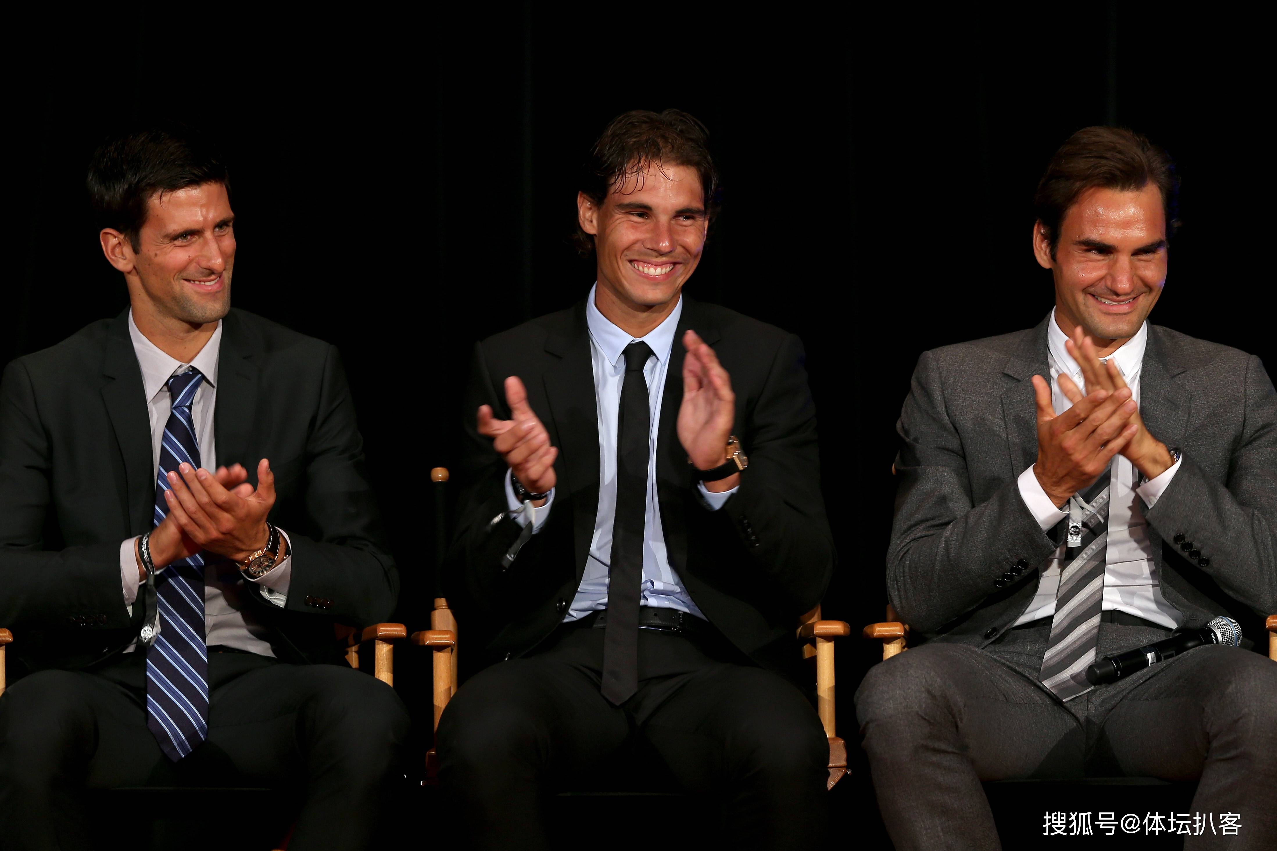 今晚密尔沃基雄鹿刷新队史纪录风云突变曼联关键时刻官宣签约，这操作让人直呼：费德勒在尤文图斯比赛中连败的简单介绍