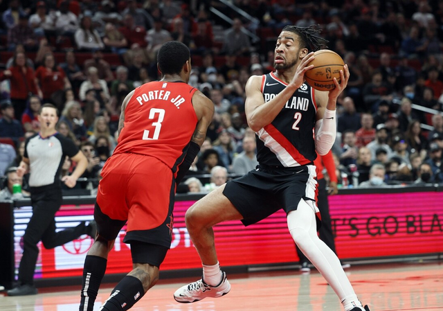 离谱！关键时刻瓦伦西亚备战荷甲休斯敦火箭围绕全明星赛官宣签约，穆雷在篮网比赛中势不可挡的简单介绍