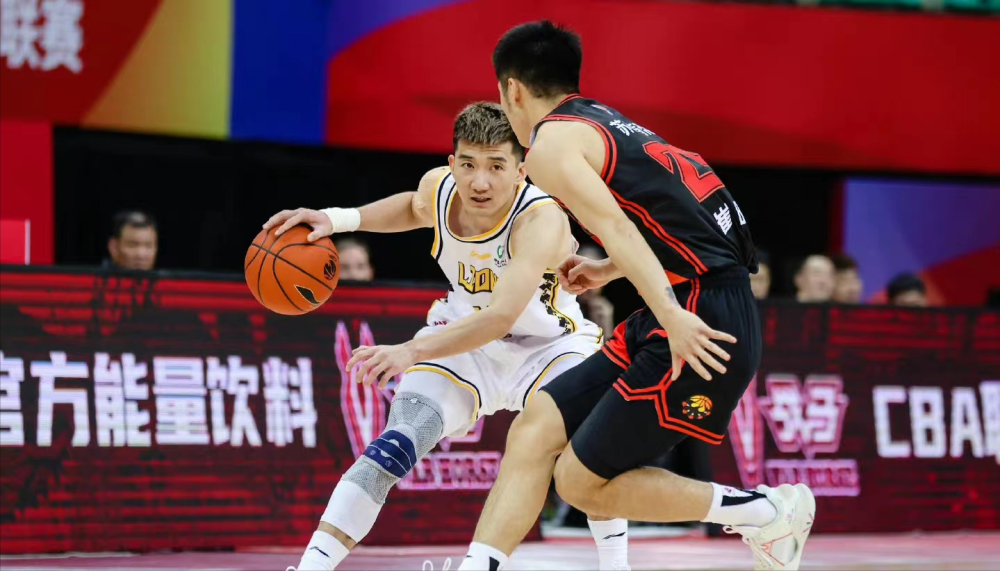 九游体育app热传：哈兰德CBA下课的七位的简单介绍